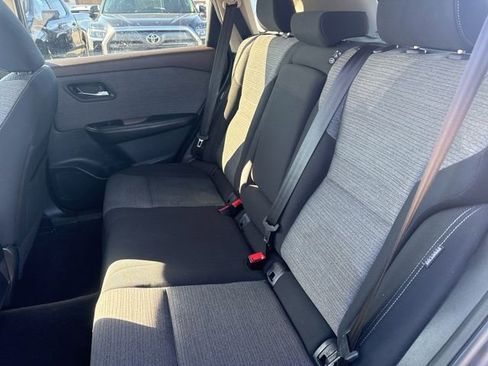 Used 2021 Nissan Rogue SV image 28