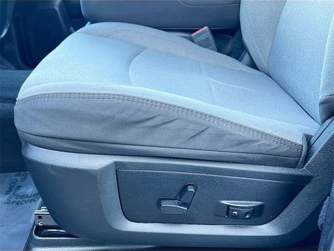 Used 2024 RAM 2500 Big Horn image 18