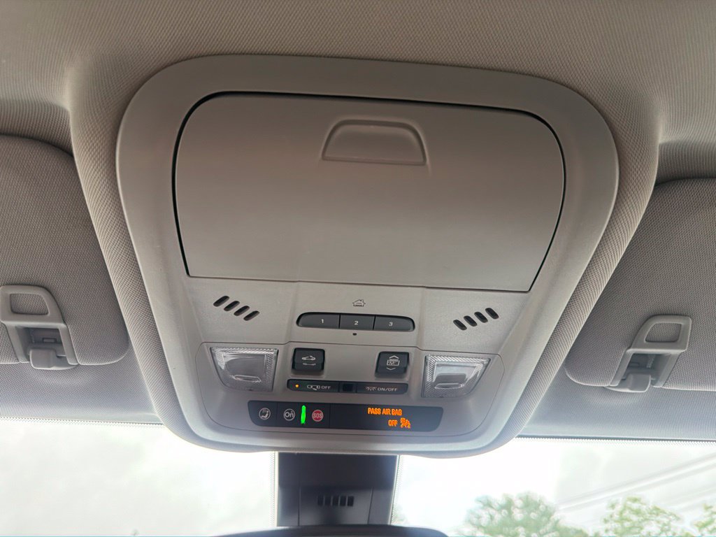 Certified 2023 GMC Terrain AT4 w/ Tech Package AWD/4WD image 25
