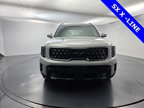 Used 2025 Kia Telluride SX X-Line image 2