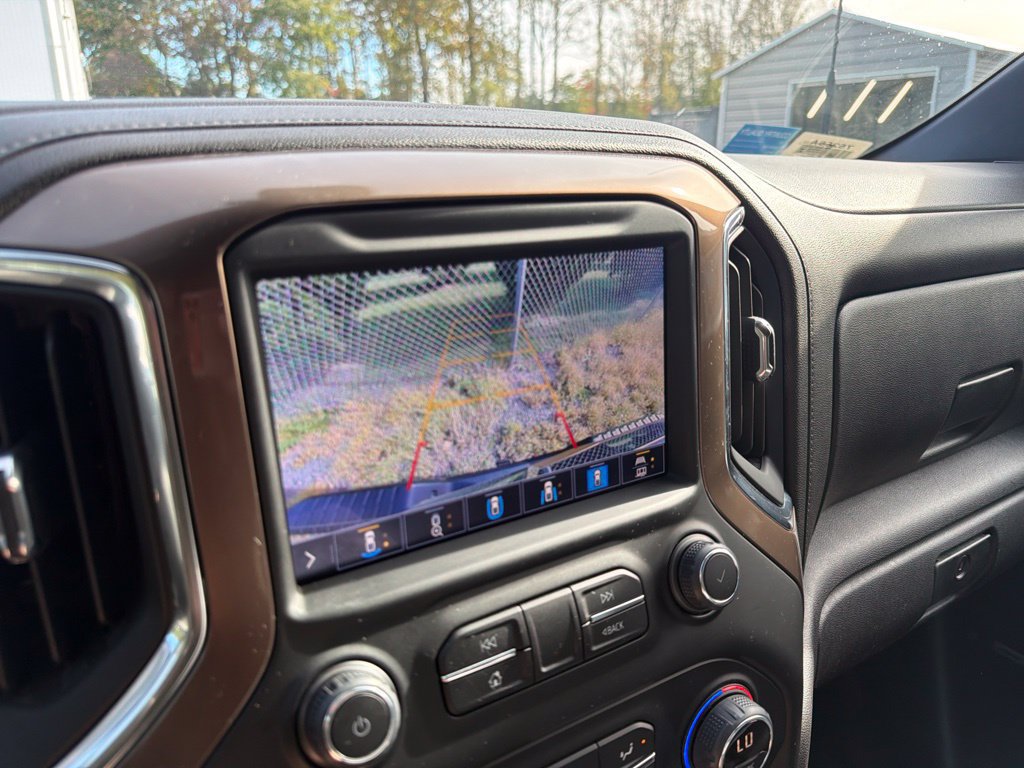 Used 2022 Chevrolet Silverado 2500 High Country w/ Z71 Off-Road Package AWD/4WD image 19