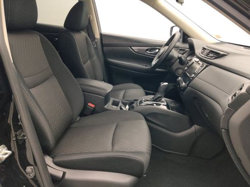 Used 2020 Nissan Rogue SV w/ Sun & Sound Touring Package AWD/4WD image 21