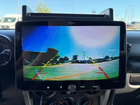 Used 2010 Jeep Wrangler Unlimited Sport image 15