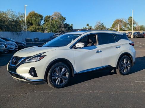 Used 2022 Nissan Murano Platinum w/ Cargo Package image 2