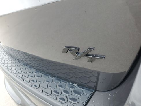 Used 2024 Dodge Durango R/T RWD image 33