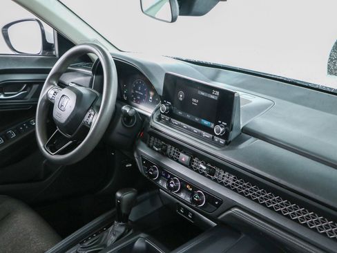 Used 2023 Honda Accord EX image 26
