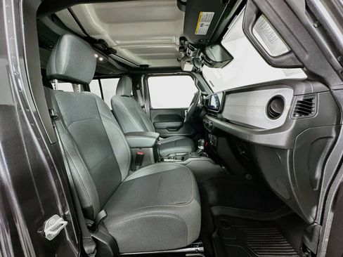 Used 2025 Jeep Wrangler Unlimited Sport AWD/4WD image 28