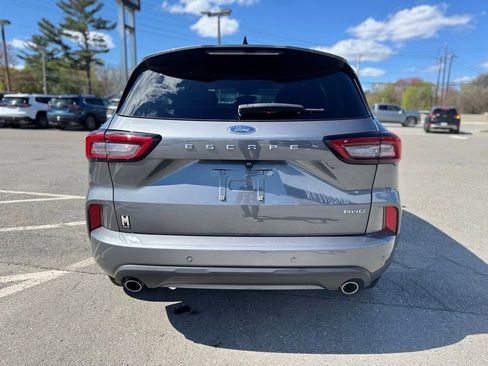 Used 2023 Ford Escape ST-Line w/ Tech Pack #1 AWD/4WD image 6