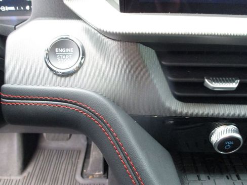 Used 2025 Ford Explorer ST image 19