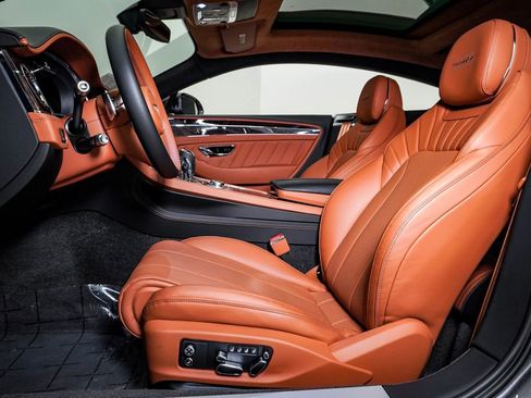 Used 2024 Bentley Continental GT AWD/4WD image 19