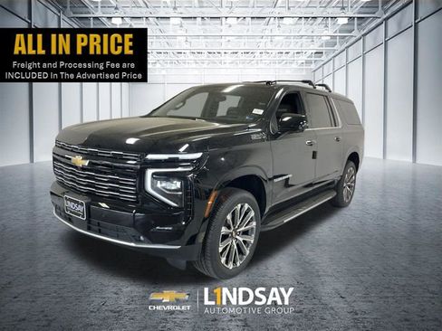 New 2026 Chevrolet Suburban High Country w/ Sun And Tow Package AWD/4WD image 1