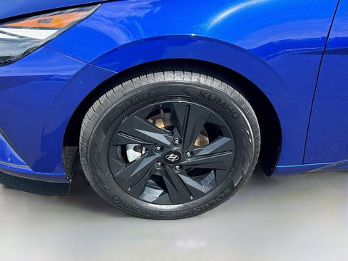 Used 2023 Hyundai Elantra SEL FWD image 31