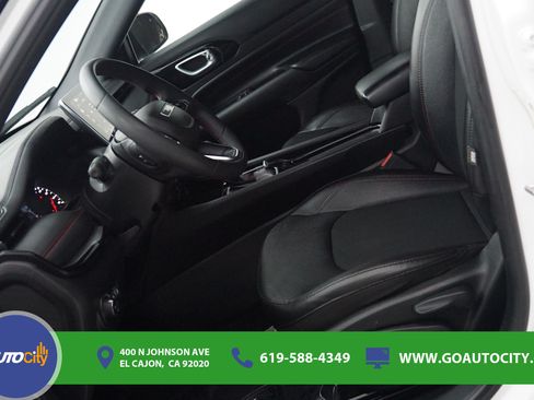 Used 2023 Jeep Compass Trailhawk AWD/4WD image 9