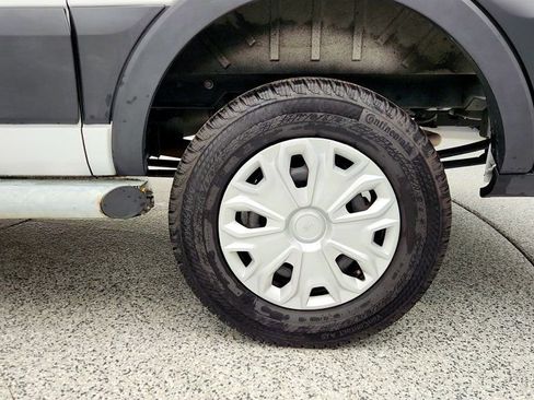 Used 2024 Ford Transit 250 Low Roof w/ Exterior Upgrade Package image 9