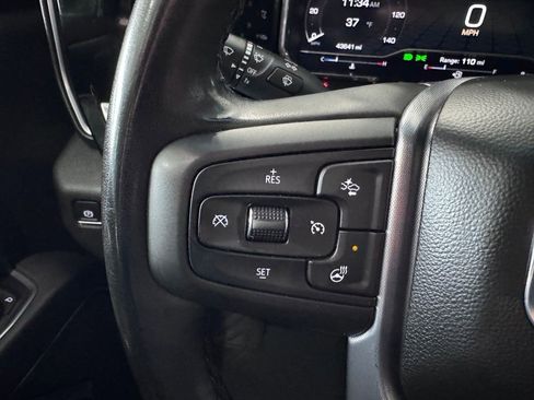 Certified 2025 GMC Sierra 1500 SLT image 15