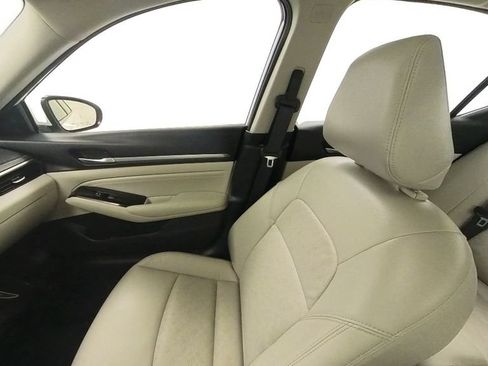 Certified 2023 Nissan Altima 2.5 SL FWD image 25