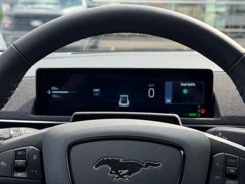 New 2025 Ford Mustang Mach-E Premium image 19