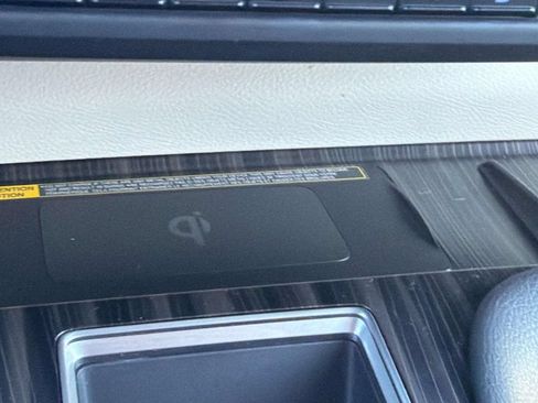 Certified 2021 Toyota Sienna Platinum FWD image 23