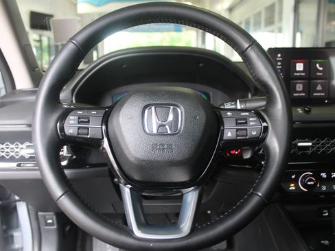 Used 2024 Honda Accord Touring image 14
