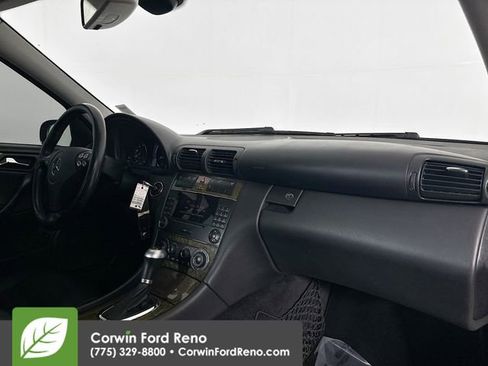 Used 2007 Mercedes-Benz C 230 Sedan image 25