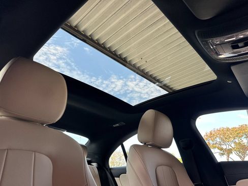 Used 2021 Mercedes-Benz CLA 250 w/ Premium Package image 22