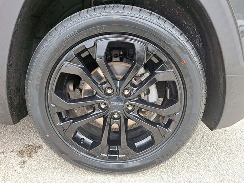 Certified 2020 GMC Terrain SLE w/ Driver Convenience Package image 27