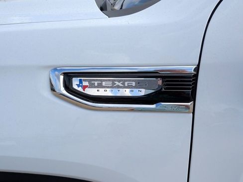 New 2026 GMC Sierra 1500 SLT image 48