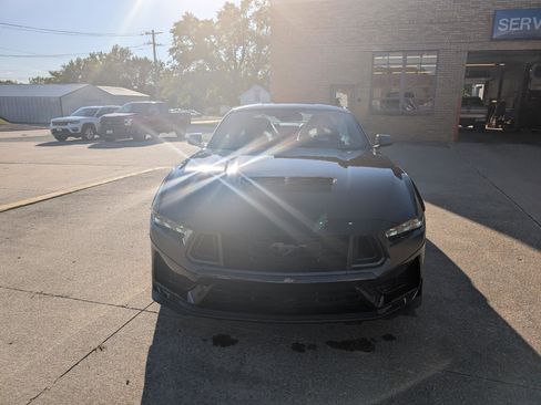 New 2025 Ford Mustang Dark Horse image 4