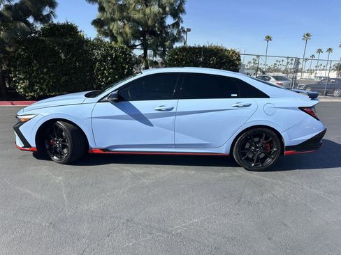 Used 2025 Hyundai Elantra N image 3