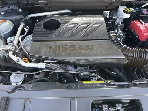 Used 2025 Nissan Rogue SV FWD image 31