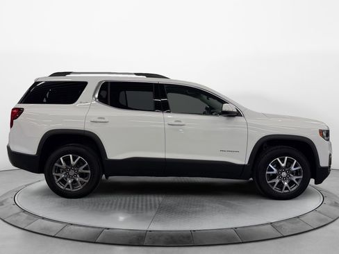 Used 2023 GMC Acadia SLT w/ Preferred Package AWD/4WD image 2