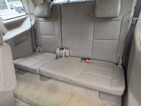 Used 2017 Chevrolet Tahoe LT RWD image 16