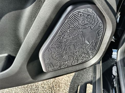 New 2026 GMC Hummer EV SUV image 23