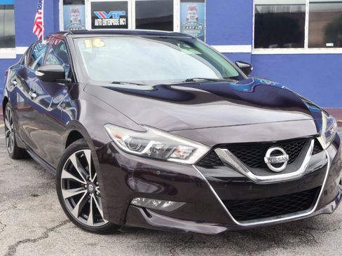 Used 2016 Nissan Maxima SR FWD image 2