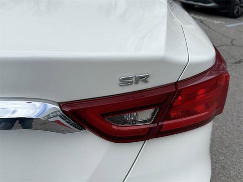 Used 2016 Nissan Maxima SR image 33