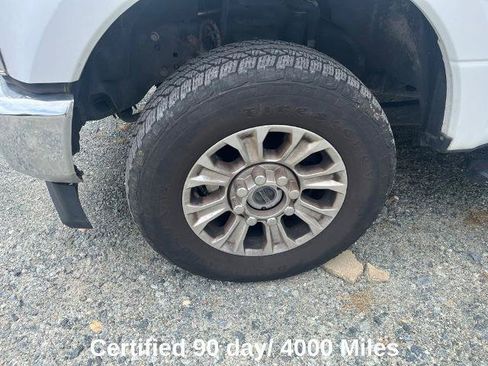 Certified 2022 Ford F250 XLT AWD/4WD image 4