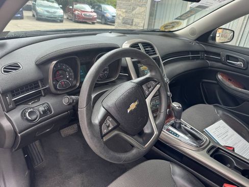 Used 2013 Chevrolet Malibu LT w/ Power Convenience Package FWD image 12