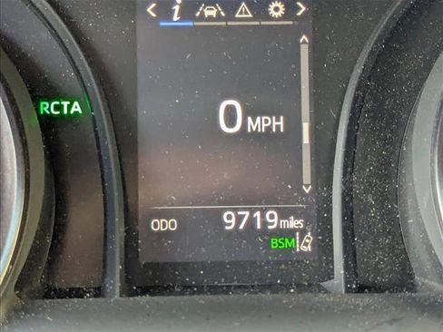 Certified 2023 Toyota Camry SE w/ Convenience Package image 18