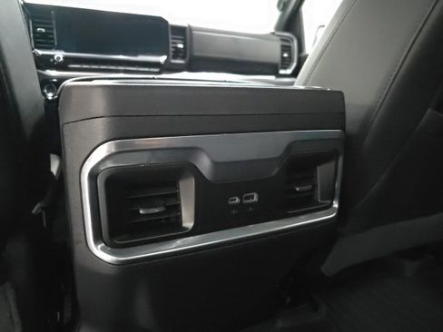 Used 2025 GMC Sierra 1500 Elevation w/ Elevation Premium Package image 13