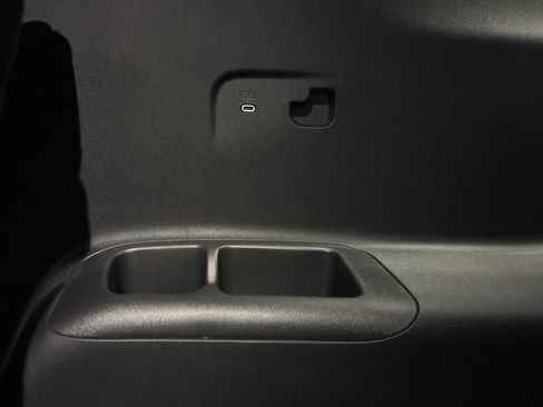 New 2026 Chevrolet Traverse LT image 23