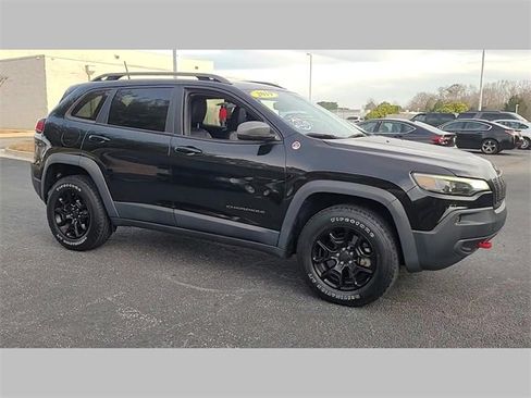 Used 2019 Jeep Cherokee Trailhawk image 51