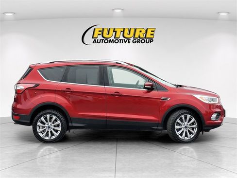 Used 2018 Ford Escape Titanium w/ Ford Safe & Smart Package image 11