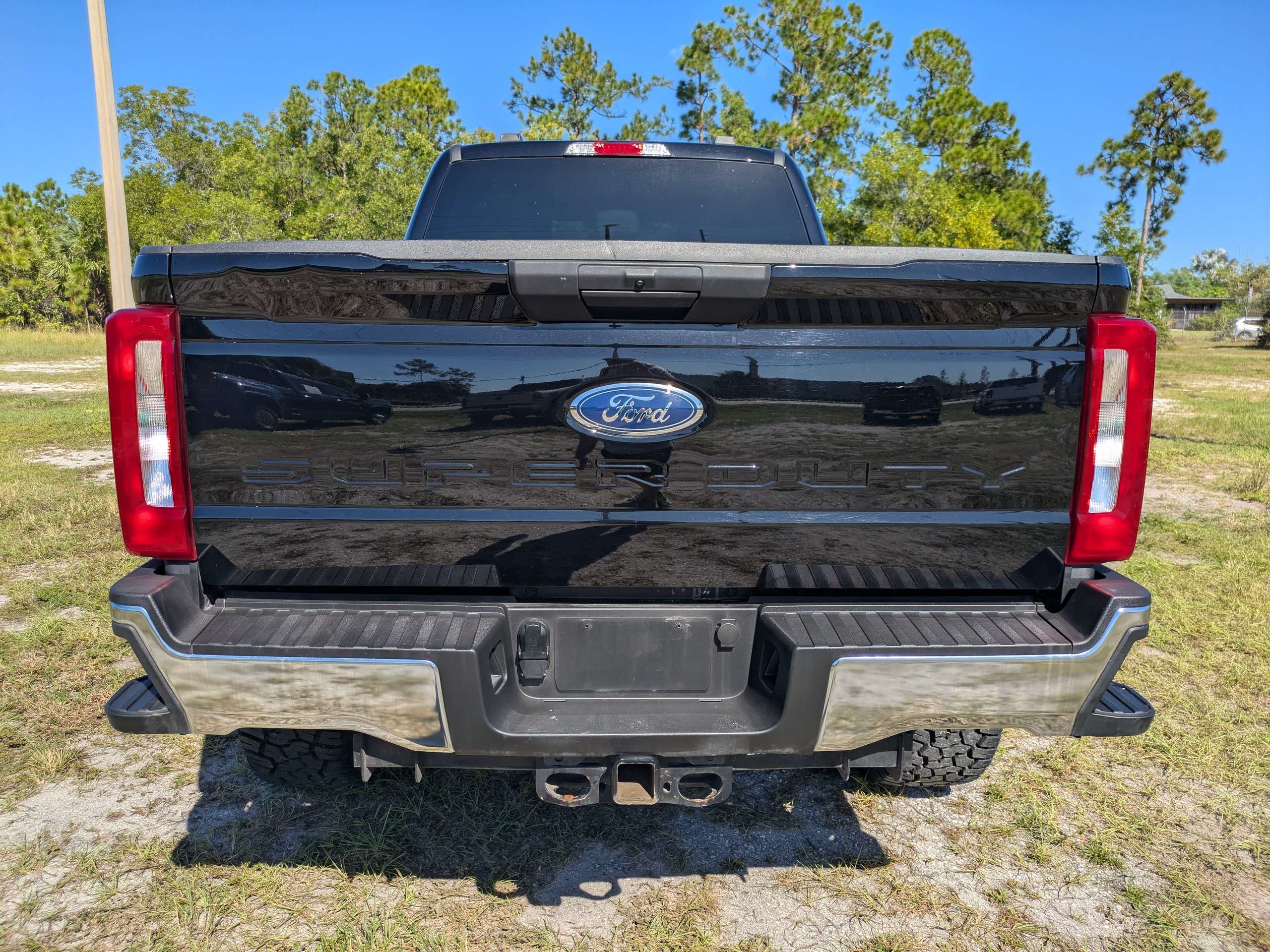 Used 2025 Ford F250 XLT w/ FX4 Off-Road Package AWD/4WD image 7