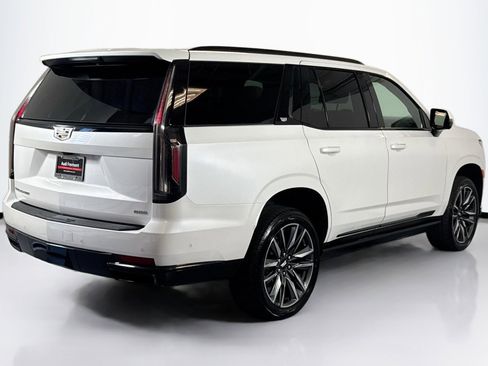 Used 2023 Cadillac Escalade Sport w/ Touring Package image 5