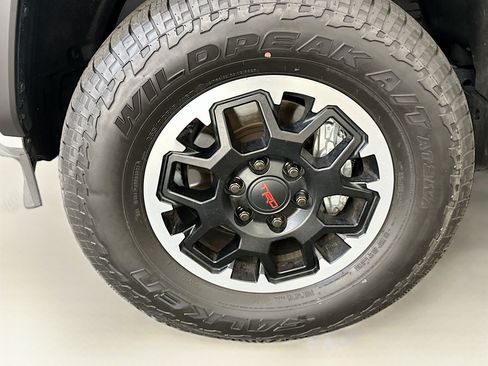 Used 2026 Toyota 4Runner TRD Off-Road AWD/4WD image 11