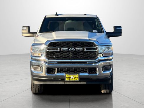 Used 2024 RAM 2500 Tradesman w/ Chrome Appearance Group image 10