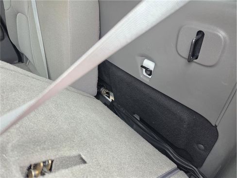 Used 2021 Nissan Frontier SV w/ Midnight Edition Floor Mats RWD image 40