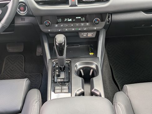 Used 2026 Subaru Outback Touring AWD/4WD image 21