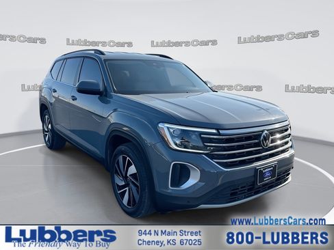 Used 2025 Volkswagen Atlas SE AWD/4WD image 1