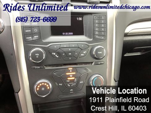 Used 2018 Ford Fusion SE image 18